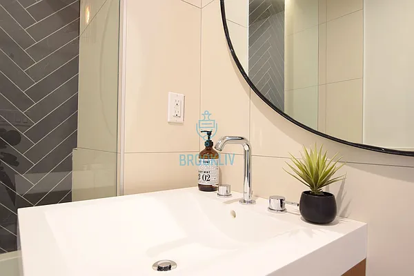 Rented by null | media 30