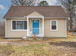 2213 Tennessee Dr, Chesapeake, VA 23323