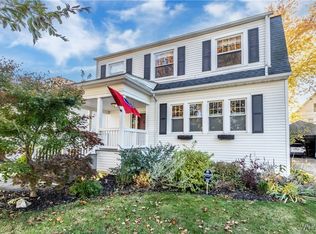 45 Tuscarora Rd, Buffalo, NY 14220