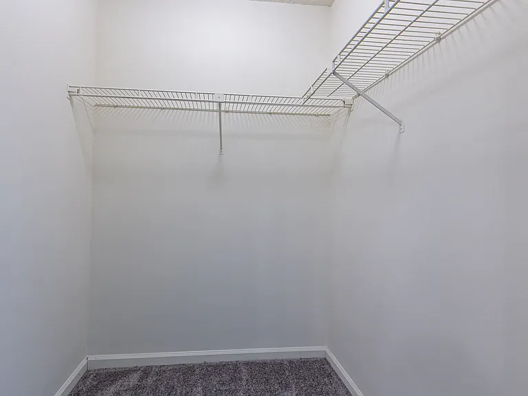 Riverwind Apartment Homes — Photo 10