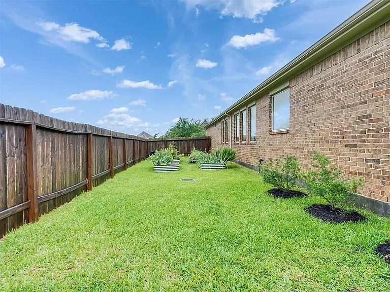 1807 Oakdale Mist Dr — Photo 9