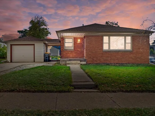9715 West Grant STREET, West Allis, WI 53227