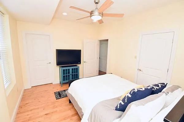 4376 Olive St — Photo 23