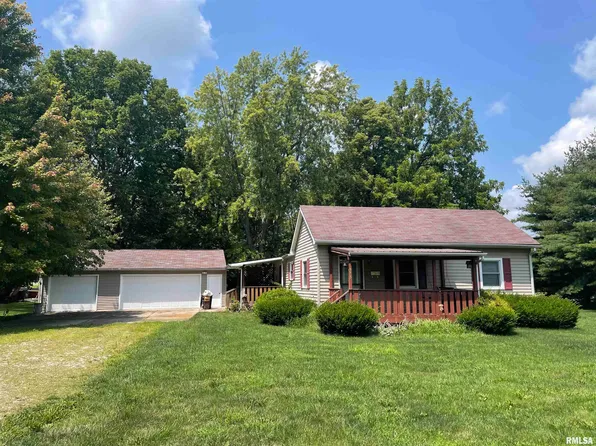 375 Pine St, Jacksonville, IL 62650