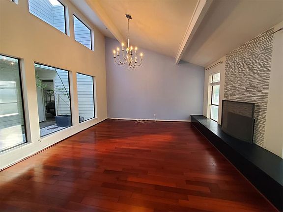 2nd image of 12800 Briar Forest Dr Unit 28