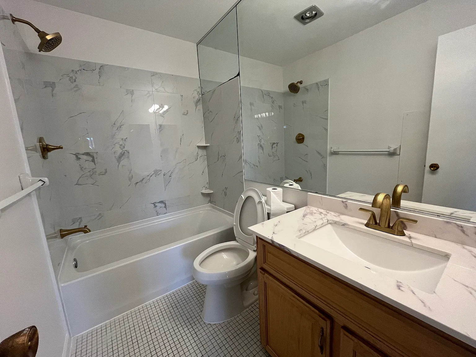 4120 Parklawn Ave — Photo 2