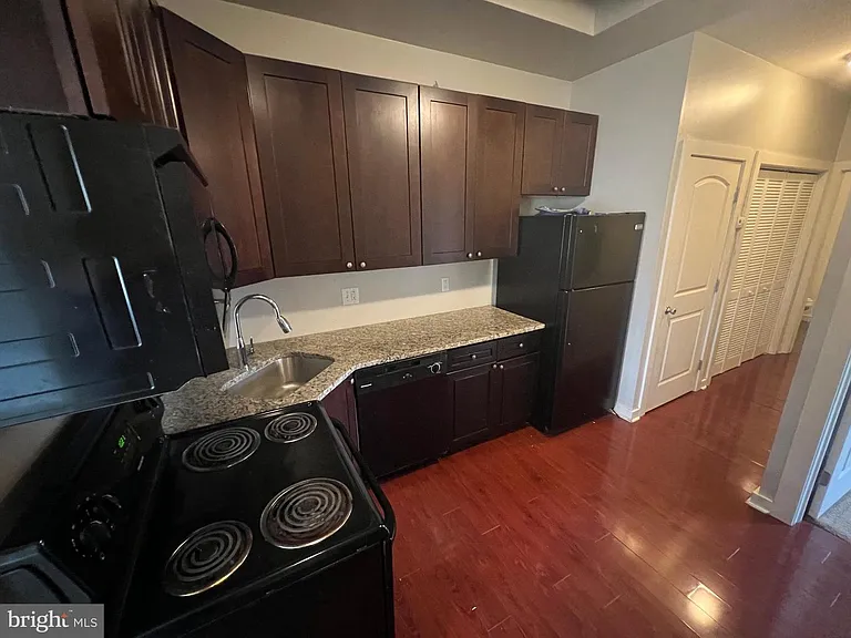 1535 Cecil B Moore Ave — Photo 13