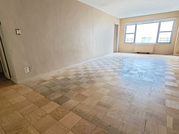 3rd image of 245 E 63rd St APT 1121