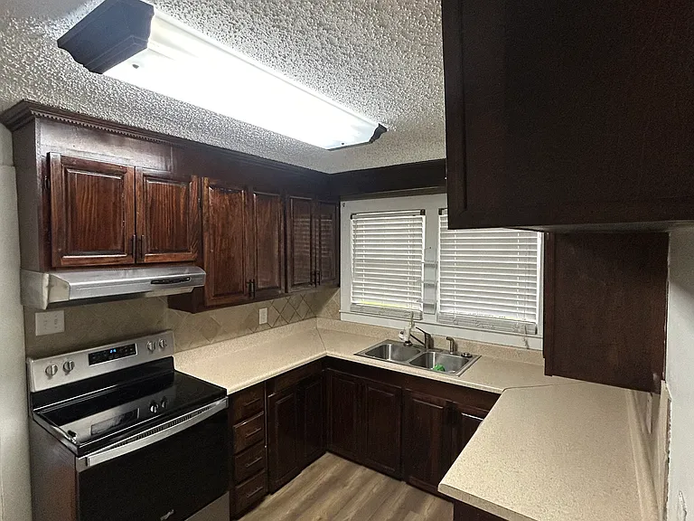 206 Hillside Dr — Photo 11