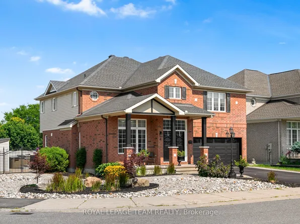 41 Blackshire Cir S, Ottawa, ON K2J 5M2