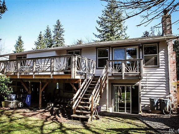 Backyard - large entertaining size deck with fully fenced in yard.