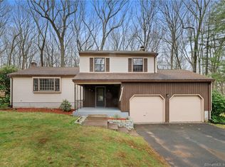 20 Joan Cir, Manchester, CT 06040