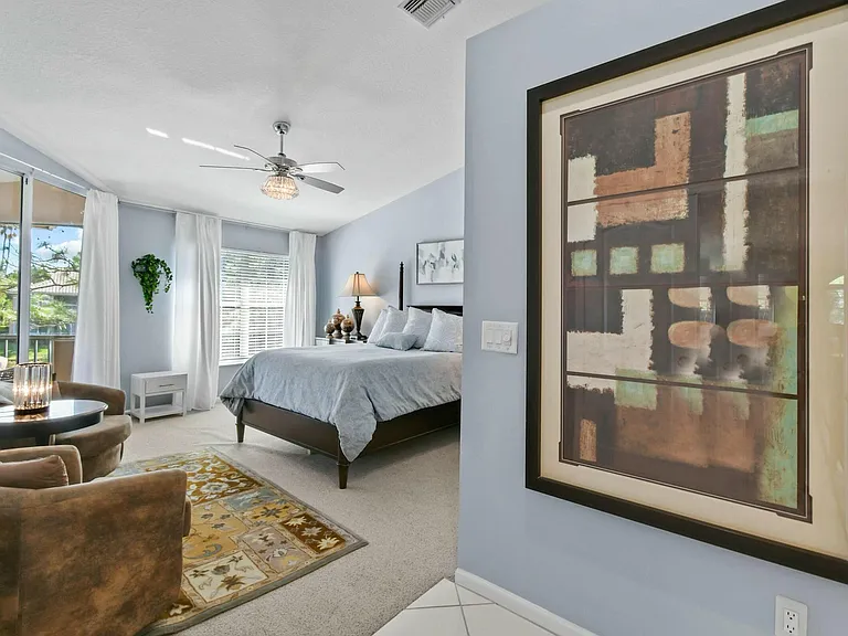252 Legendary Cir — Photo 10