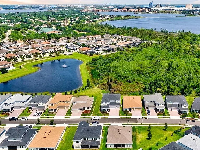 8322 Park Cliff Way — Photo 21