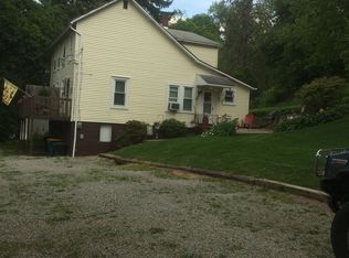 1018-1020 Moon Run Rd, Mc Kees Rocks, PA 15136