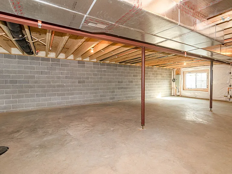 102 Stickley Dr — Photo 22