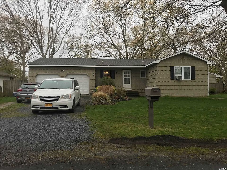 1st image of 2 Cedarwood Dr