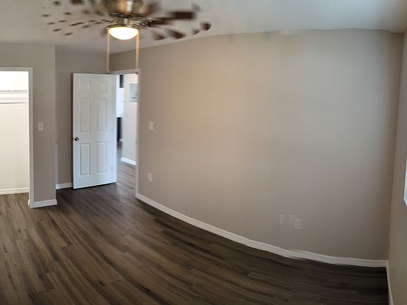 3rd image of 1811 Liston Dr