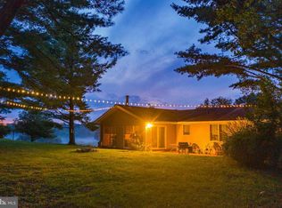 16420 Falls Rd, Upperco, MD 21155