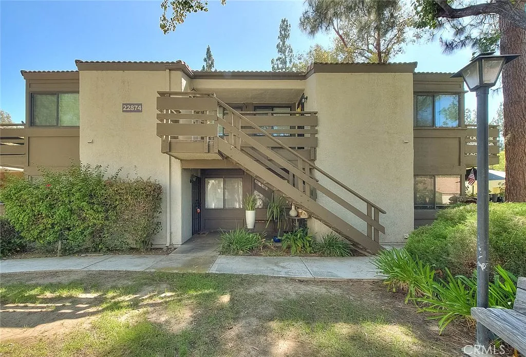1 bed, 700 sqft, $1,280 — Photo 1