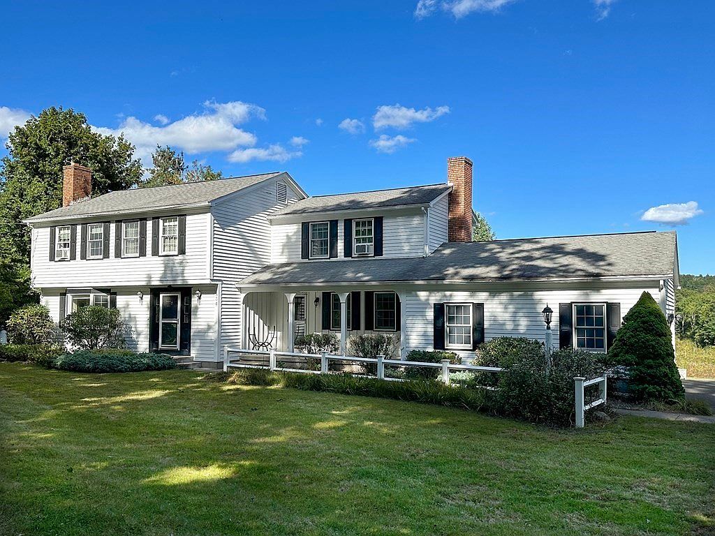 834 Lyon St, Ludlow, MA 01056 Zillow