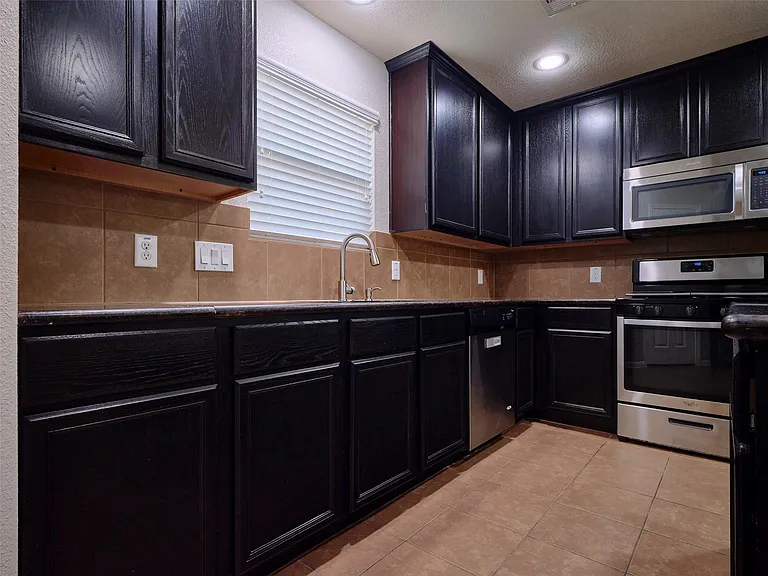 8230 Silent Deep Dr — Photo 12