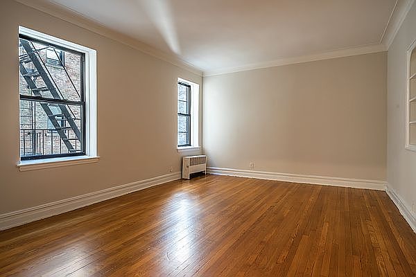 1st image of 925 W End Ave APT 2H