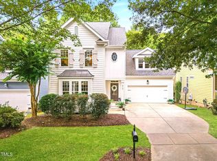 413 Marsh Landing Dr, Holly Springs, NC 27540