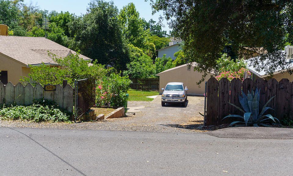 1st image of 4248 Chico St