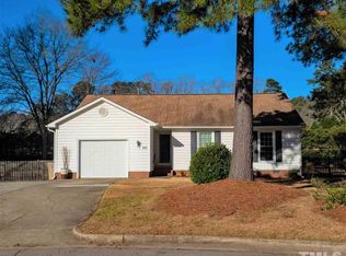 105 Emerald Glade Ct, Garner, NC 27529