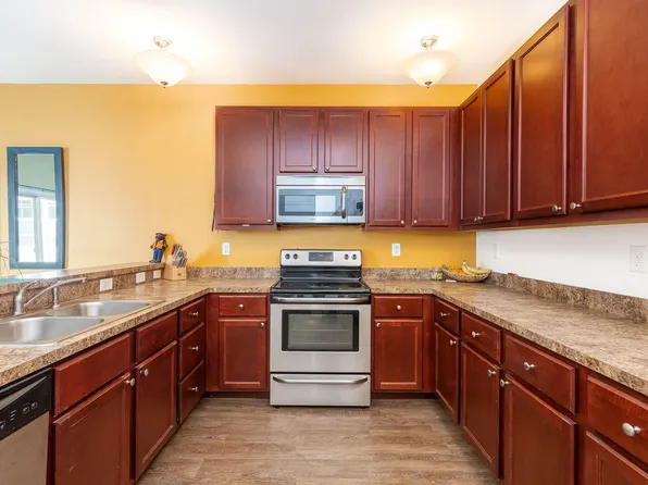 2404 Leytonstone Dr, Chesapeake, VA 23321