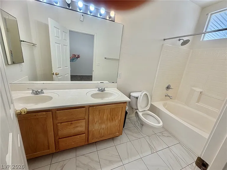 8234 Heather Rock Ct — Photo 9