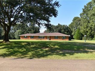 104 Fleetwood Dr, Mount Hermon, LA 70438