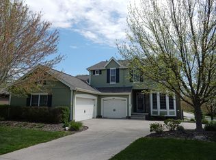 657 S 184th St, Elkhorn, NE 68022