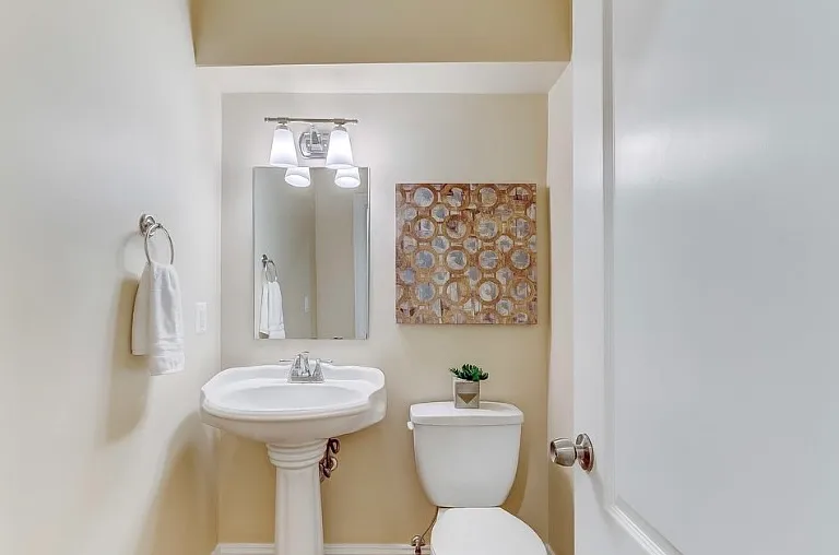 804 S Belnord Ave — Photo 5