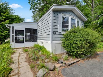 50 Park Ave, Sturbridge, MA, 01566