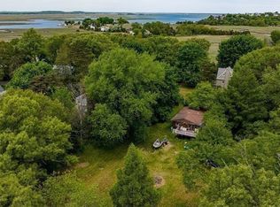 11 Island Park Rd, Ipswich, MA 01938