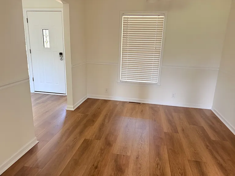 4925 Bear Bluff Rd — Photo 5