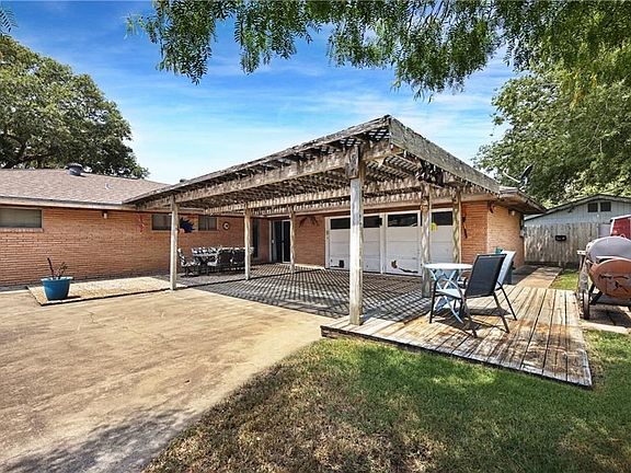2nd image of 11106 Timbergrove Ln