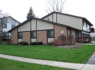 8234 Portsmouth Dr UNIT C, Darien, IL 60561