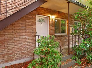 7100 Linden Ave N APT 4, Seattle, WA 98103