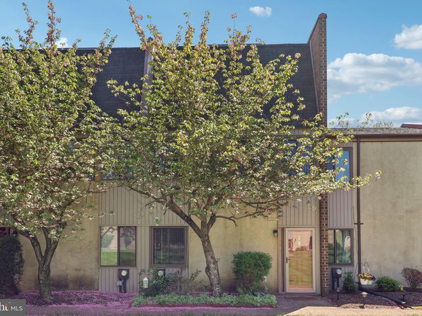 4927 Oxford Ct, Bensalem, PA 19020