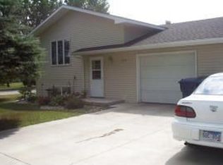 1608 E Kemp, Watertown, SD 57201