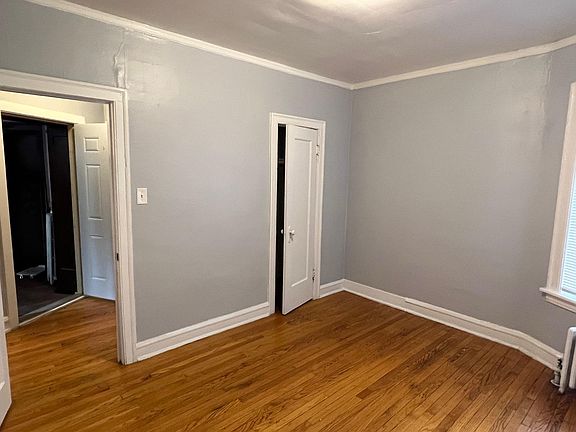 3rd image of 7931 S Vernon Ave #1S