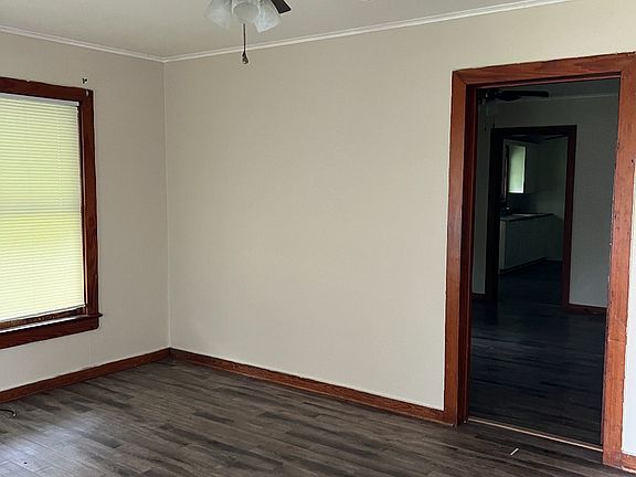4th image of 701 16th St Unit 1