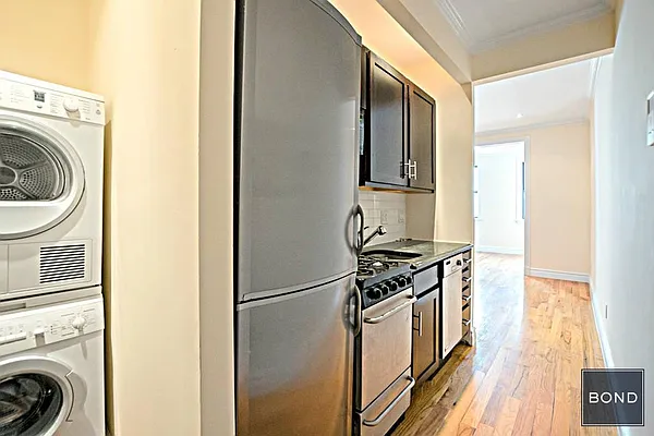 Rented by Bond New York | media 34