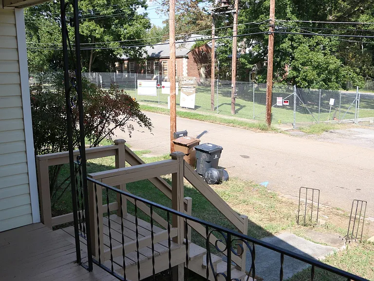 1857 Beech St — Photo 17