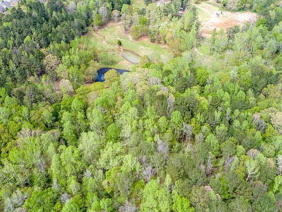 4th image of 3607 Masters Rd