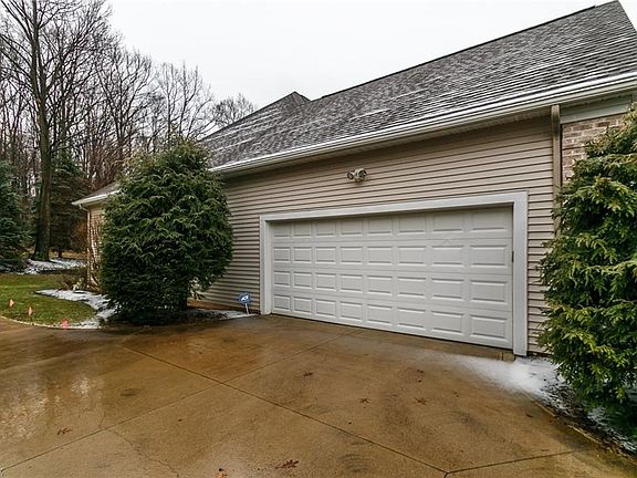3rd image of 11127 Malvern Dr
