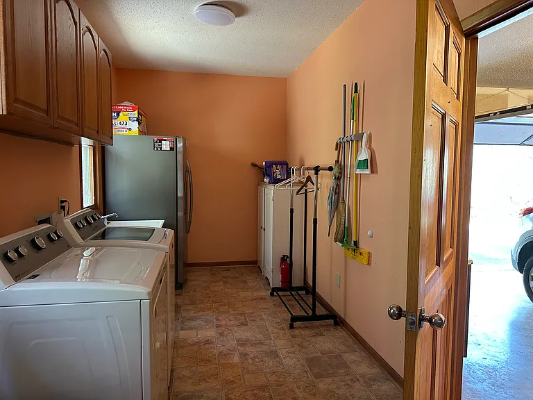 182 Cherrywood Ln — Photo 12
